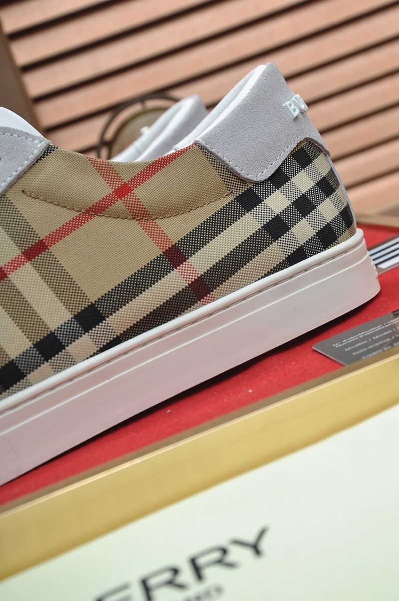 Burberry Sneakers